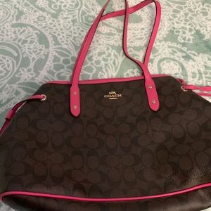 From previous sell. Didn’t realize strap was damaged.